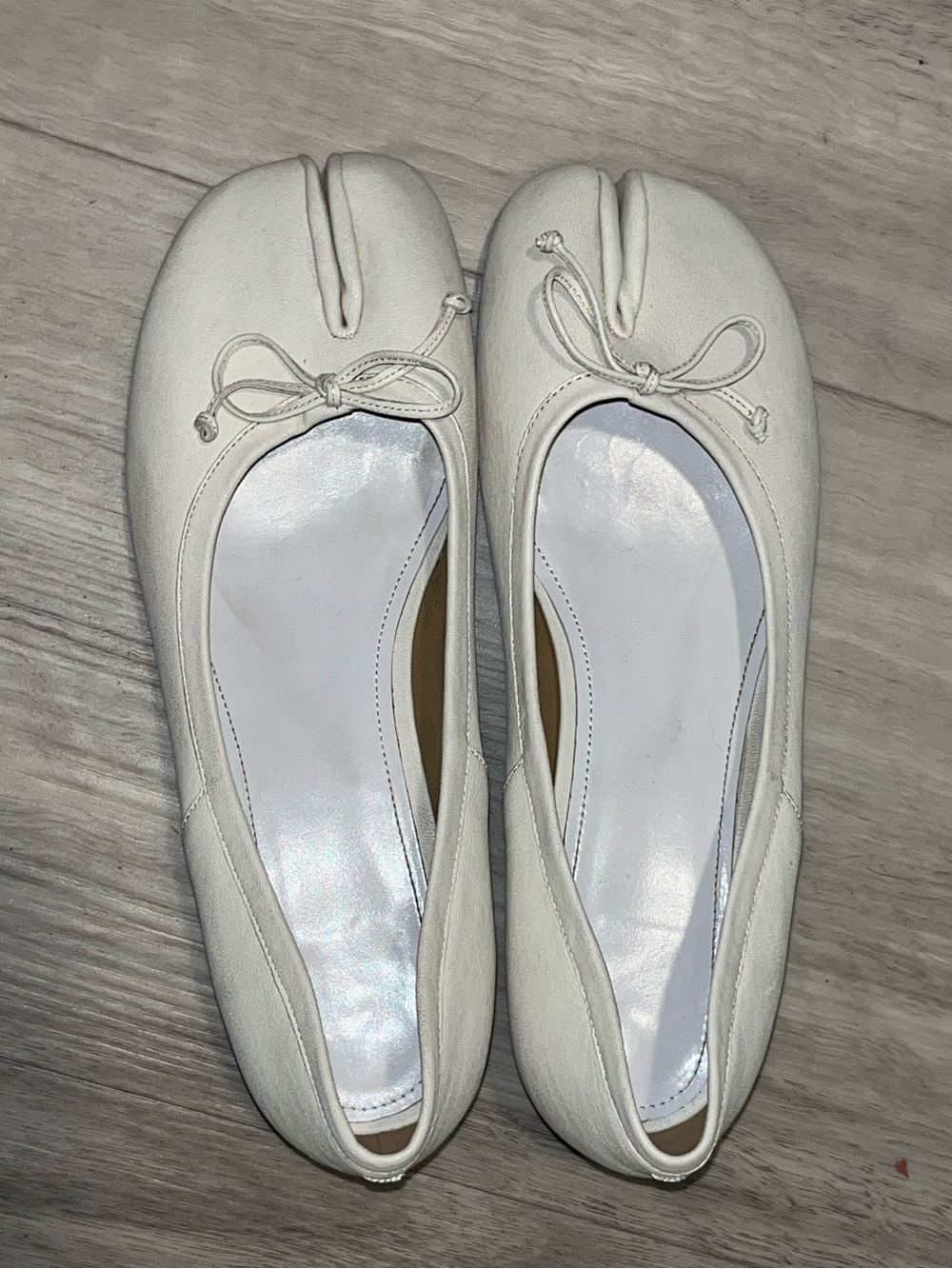 Woodchuck Sato Tabi Ballet Heeled Flats